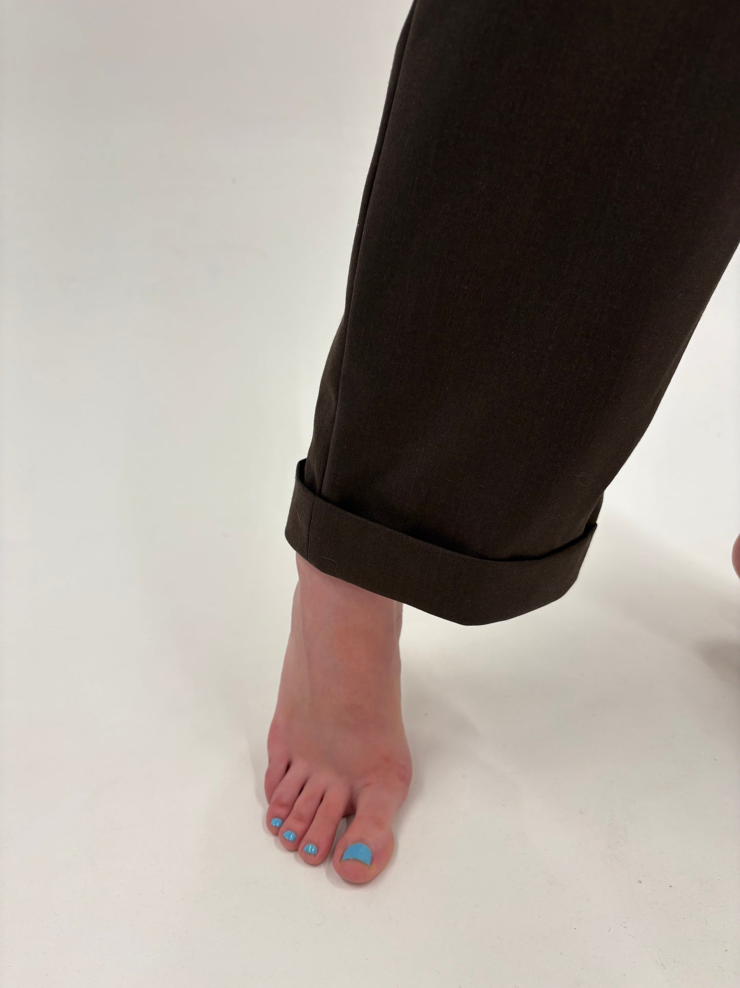 Pantaloni ultra luxury Canali tall din lana excepțională extrafina