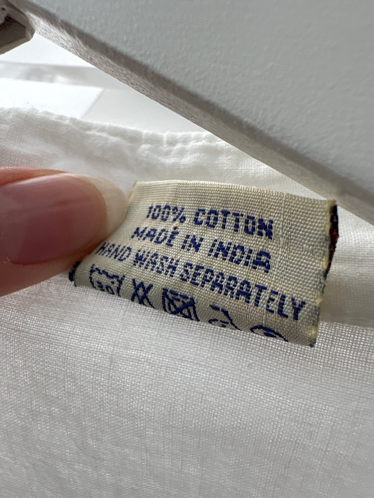 Rochie tip tunica în croi lejer din pânză moale de bumbac cu broderie anglaise