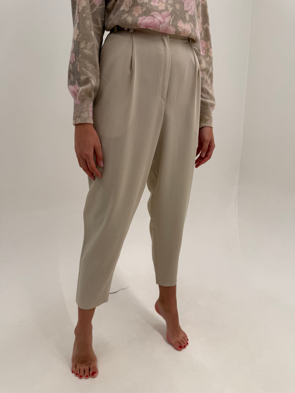 Pantaloni light nude din lanita extrafina cu talie ultra înaltă și pense