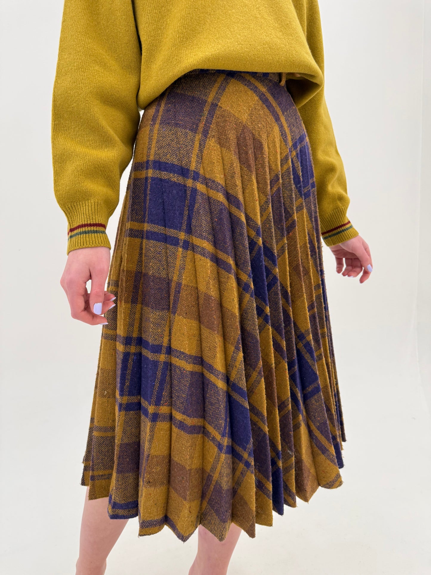 Fustă vintage plisată din tweed gros de lana mustard yellow in carouri