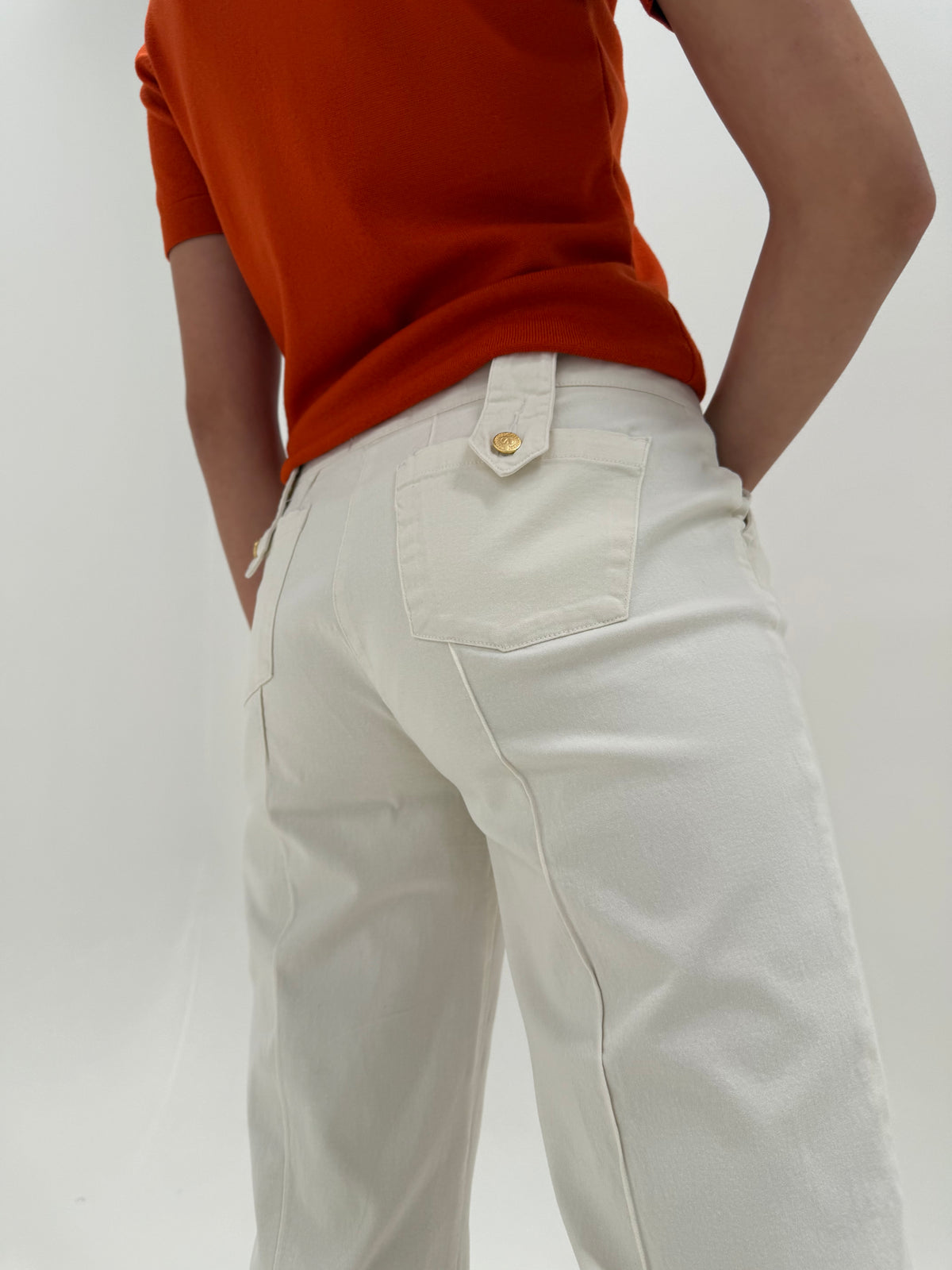 Pantaloni vintage Valentino din bumbac gros în croi evazat cu nasturi aurii