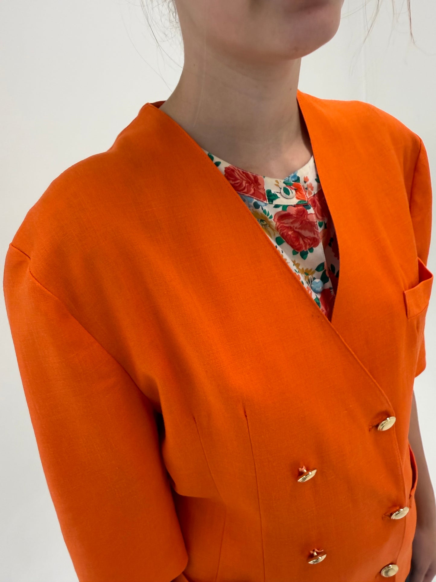 Sacou vintage italian oranj cambrat cu nasturi metalici  aurii din in premium