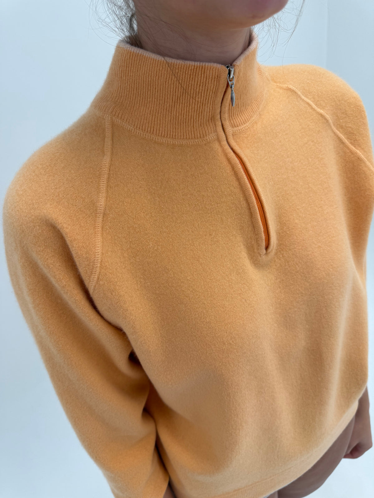 Maleta din cașmir italian multiply high end quarter zip light orange petite