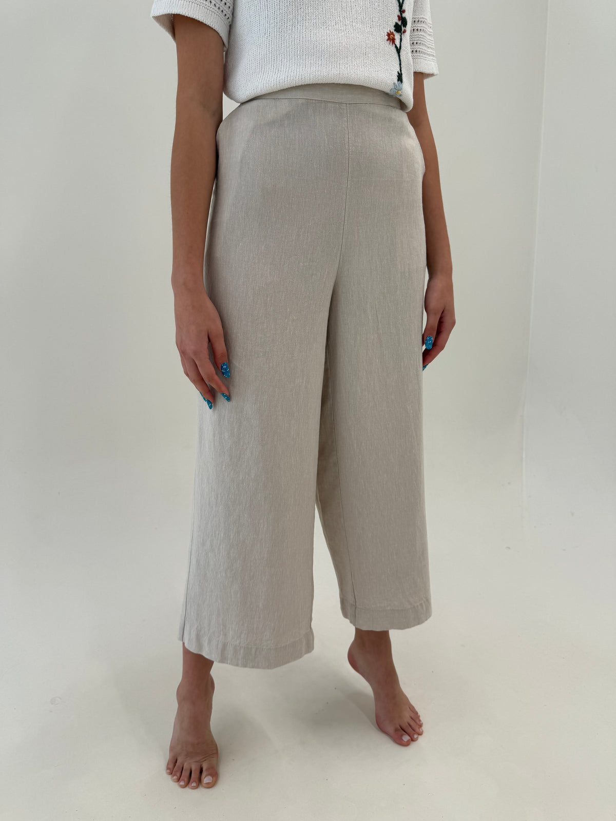Pantaloni palazzk sand nude din in premium cu talie elastică