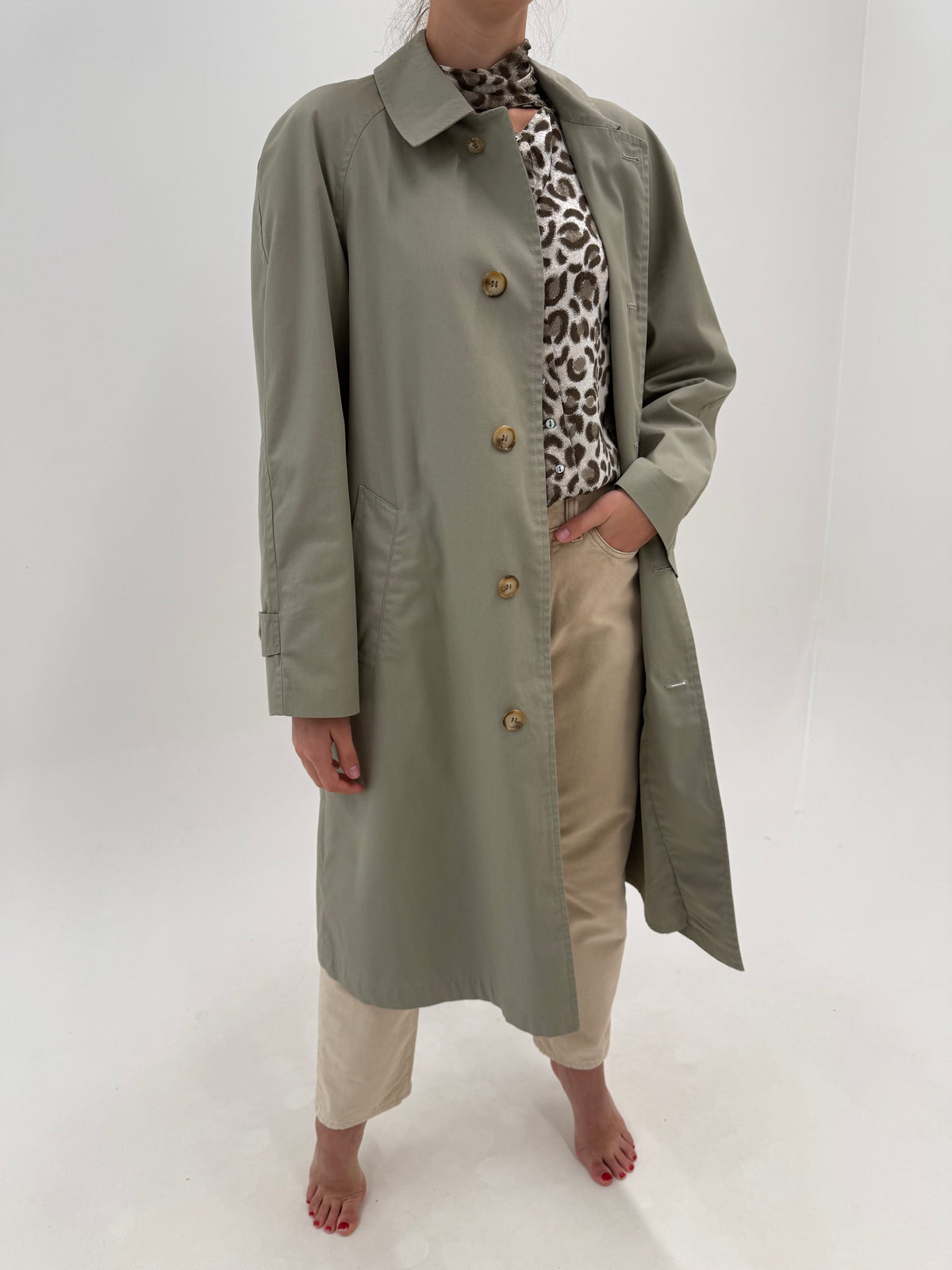 Trench Ungaro vintage Sage green din gabardină groasă impermeabilă și croi clasic