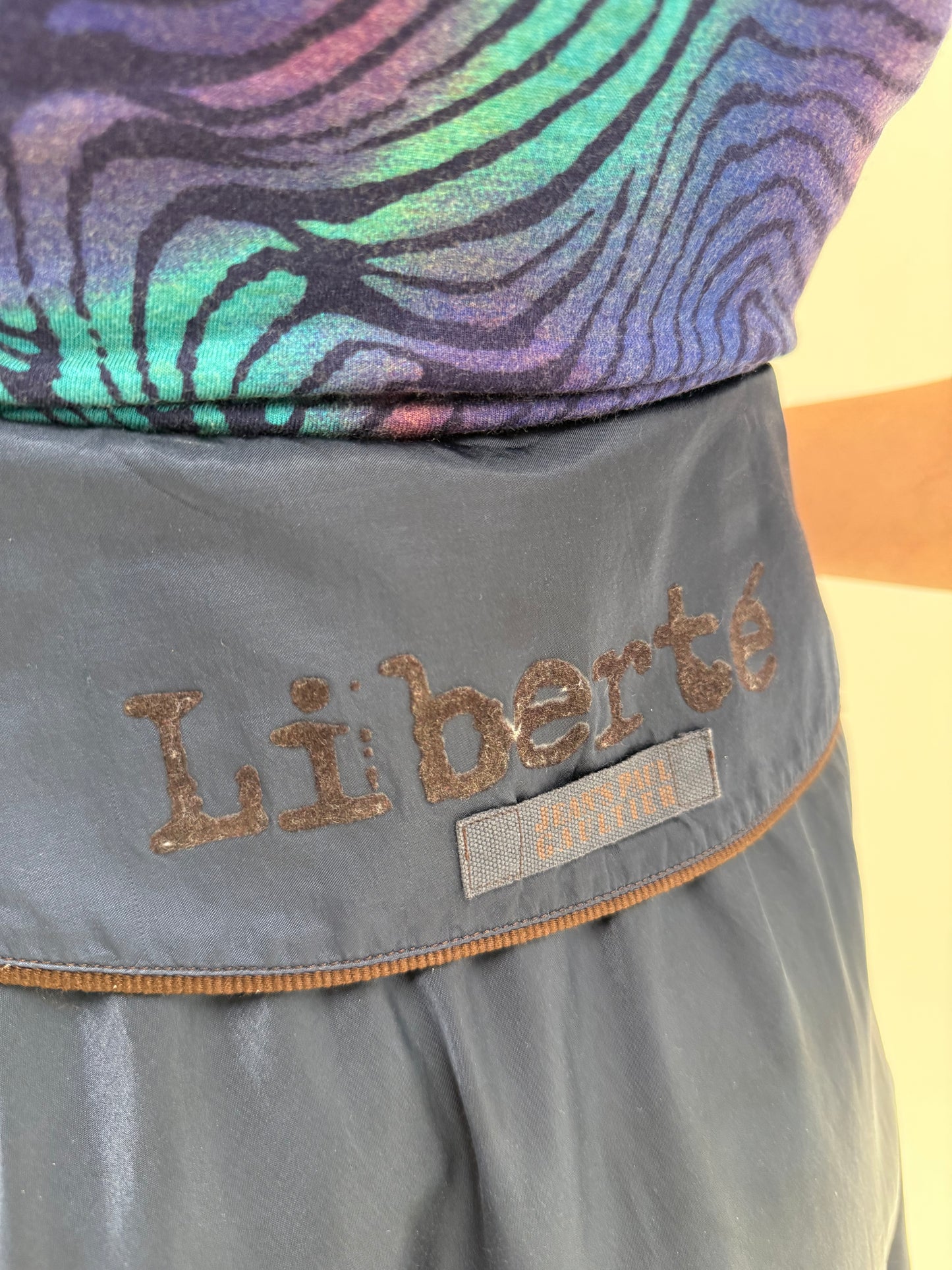 Fustă vintage de colecție Jean Paul Gaultier anii 2000 din satin tehnic cu obi belt