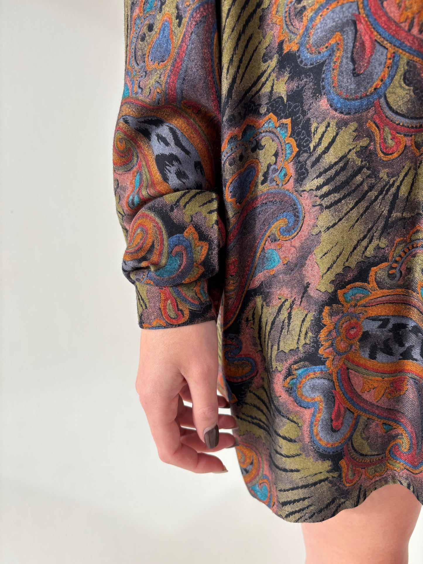 Cămașa vintage plus size cu print paisley în culori superbe