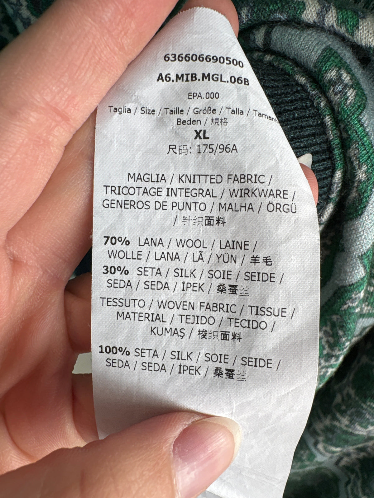 Pulover Max Mara cu fata din mătase naturală și restul tricot de lana cu print superb