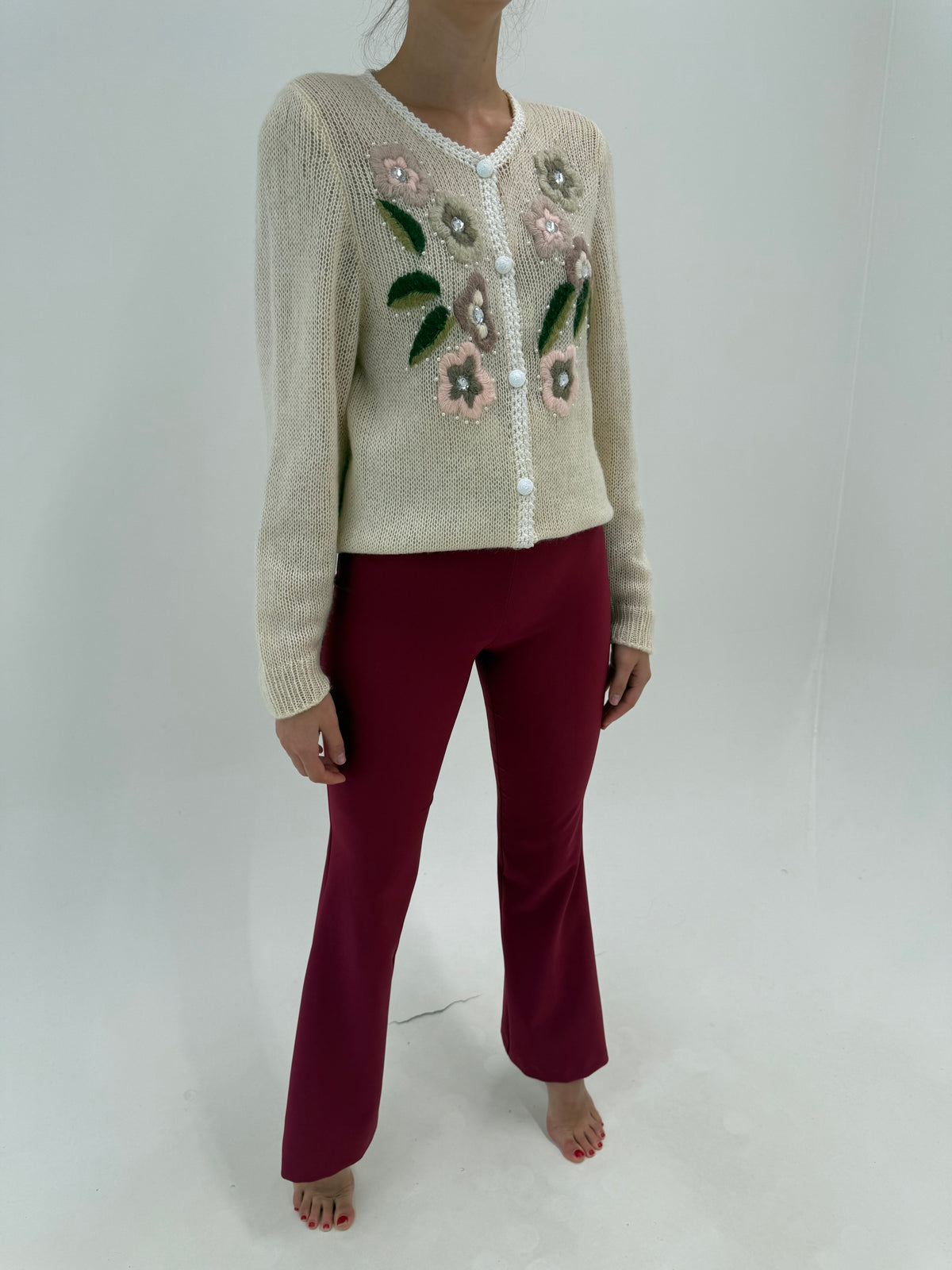 Pantaloni burgundy evazați din twill ultra modelator tall