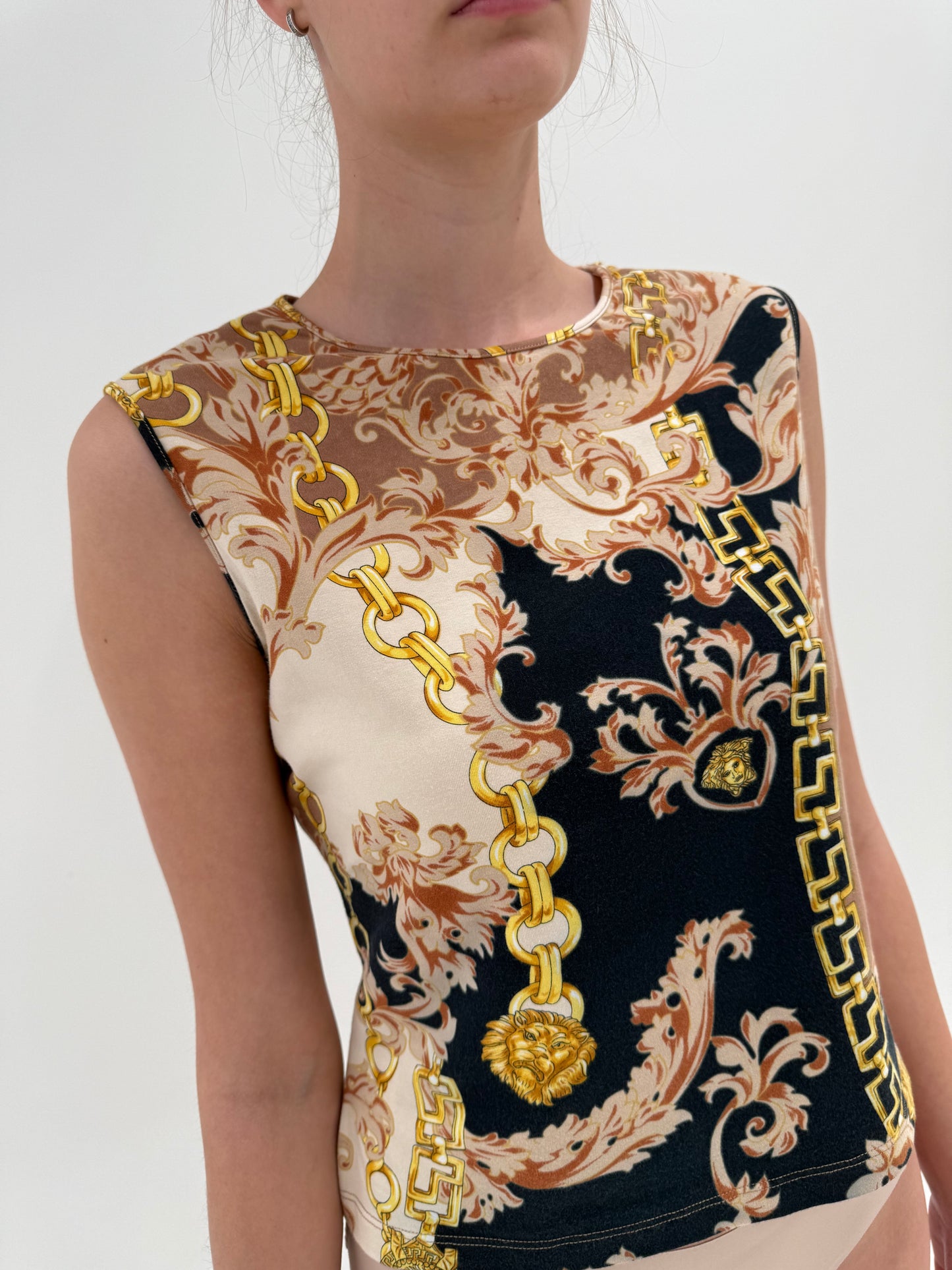 Top vintage Versace cu print baroc
