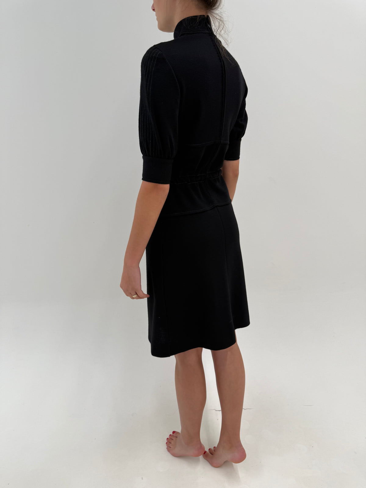 LBD old vintage anii 80 cu influențe super chic casual din stofă confort de mix de lana