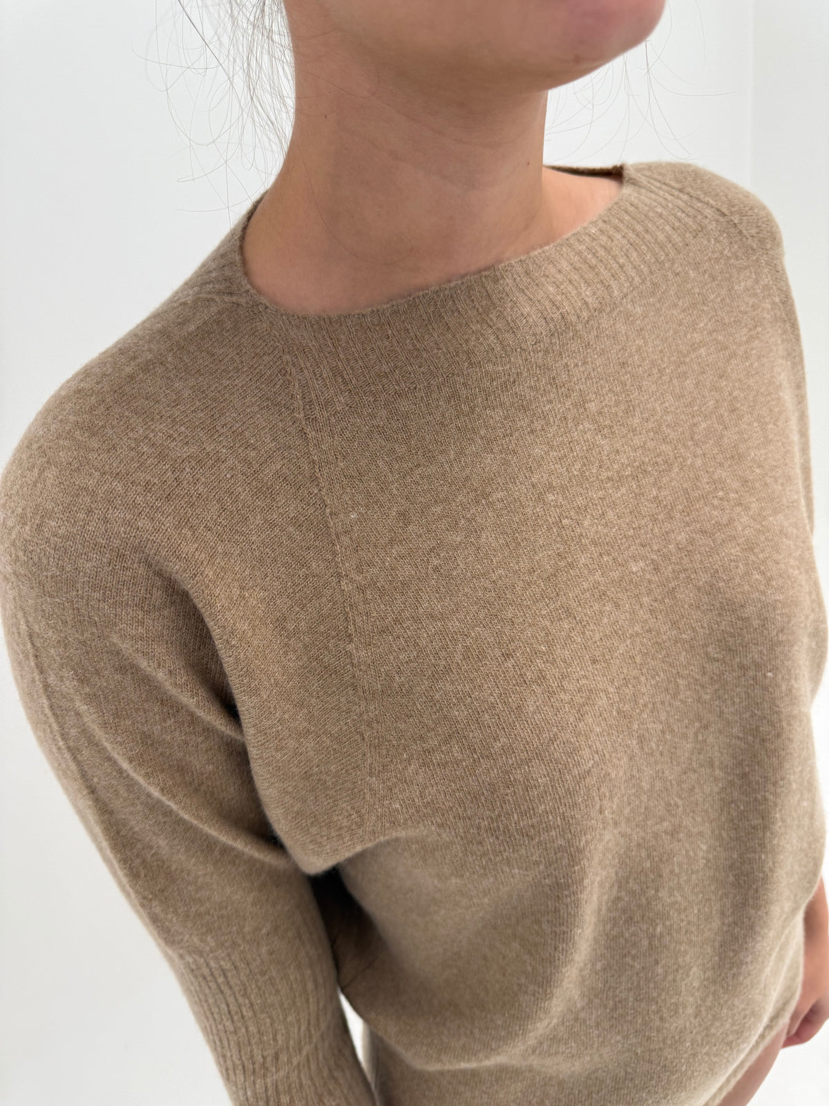 Pulover Max Mara camel din lana extrafina și cașmir