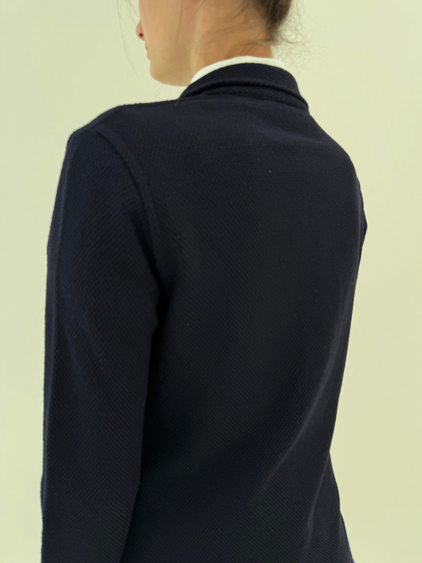 Sacou italian Navy cu influențe casual din tricot și închidere dublă
