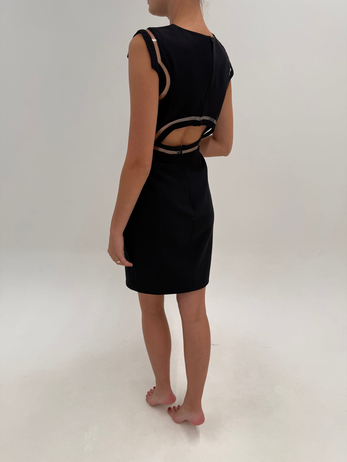 LBD Versace din stofă de mătase naturală cu interior mătase naturală și inserții transparente