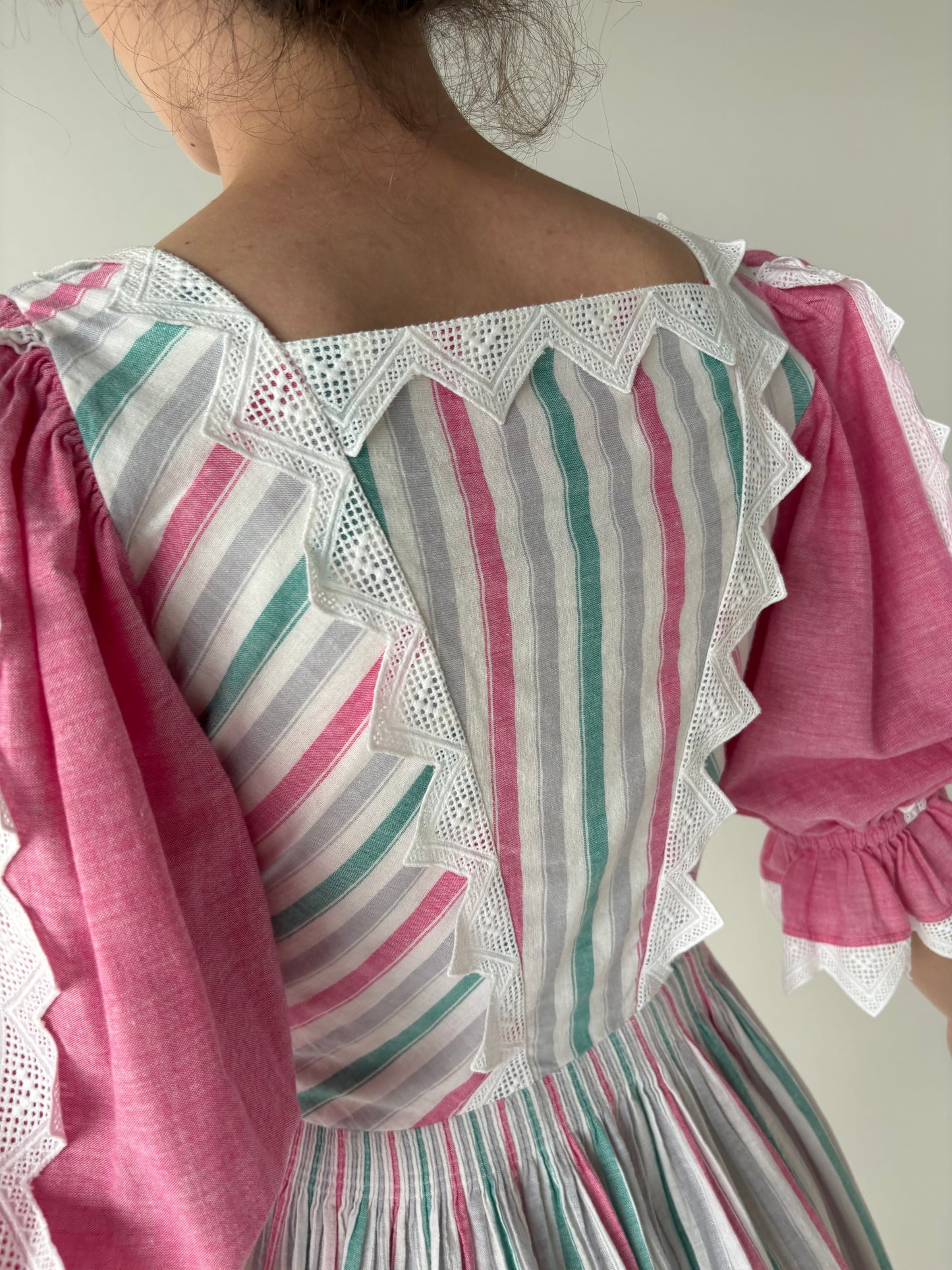 Rochie vintage luxury Sportalm cin pânză moale și dantelă macrame