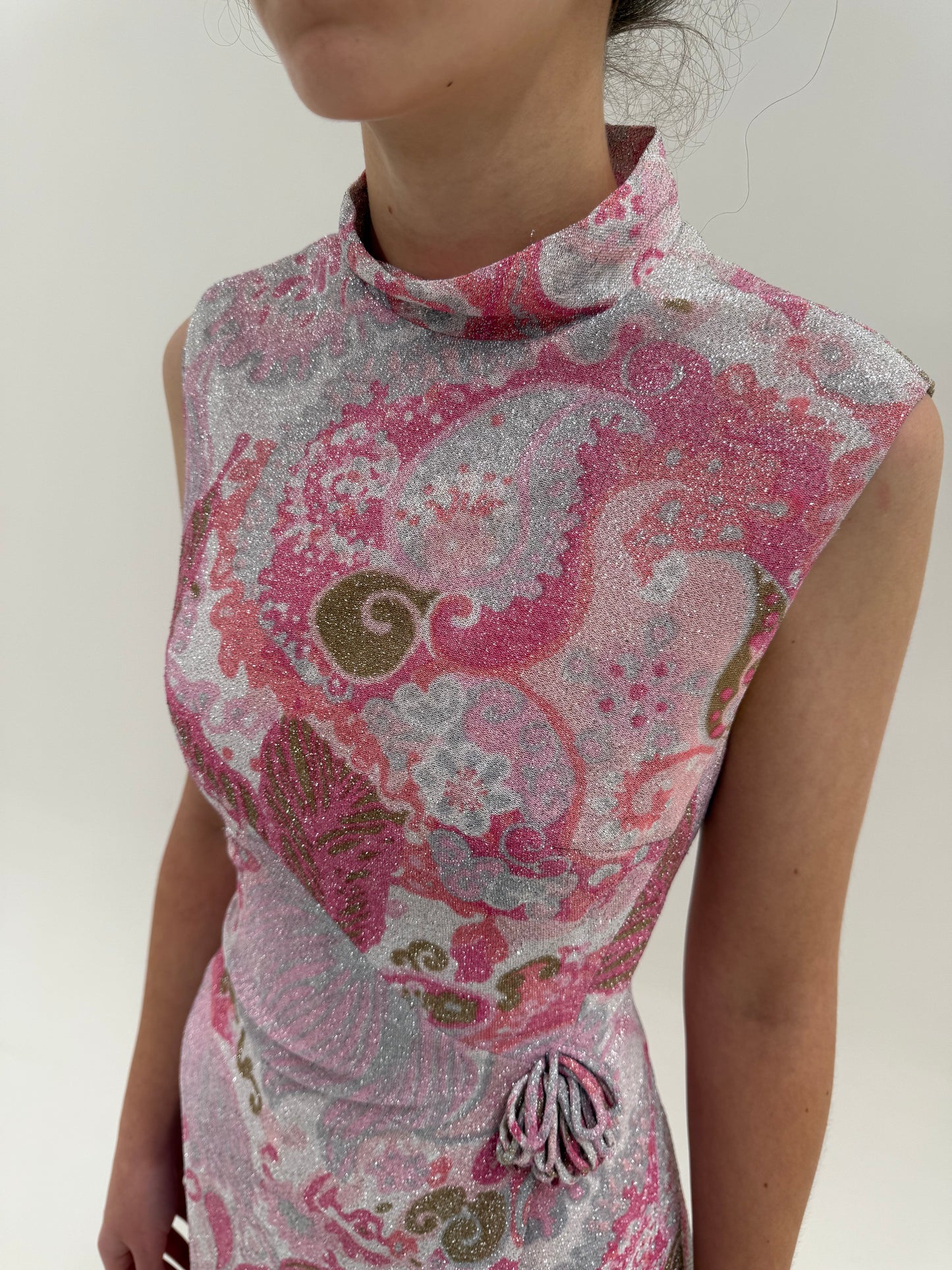 Rochie Old vintage sfârșit de ani 60 din jerse fin cu fir de lurex argintiu