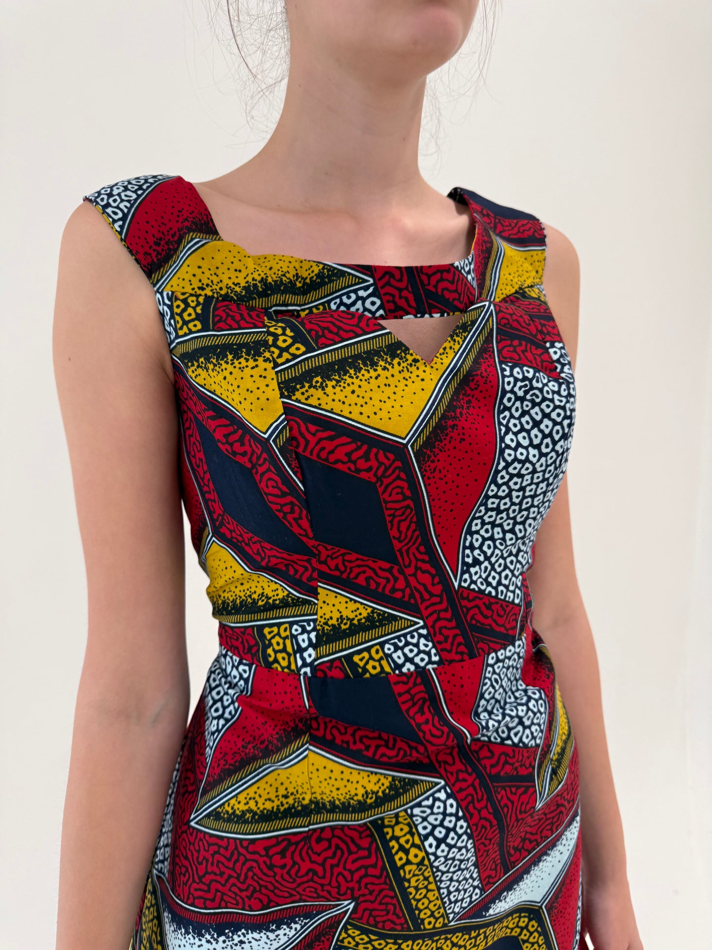 Rochie din pânză de bumbac cu print manual geometric în culori superbe