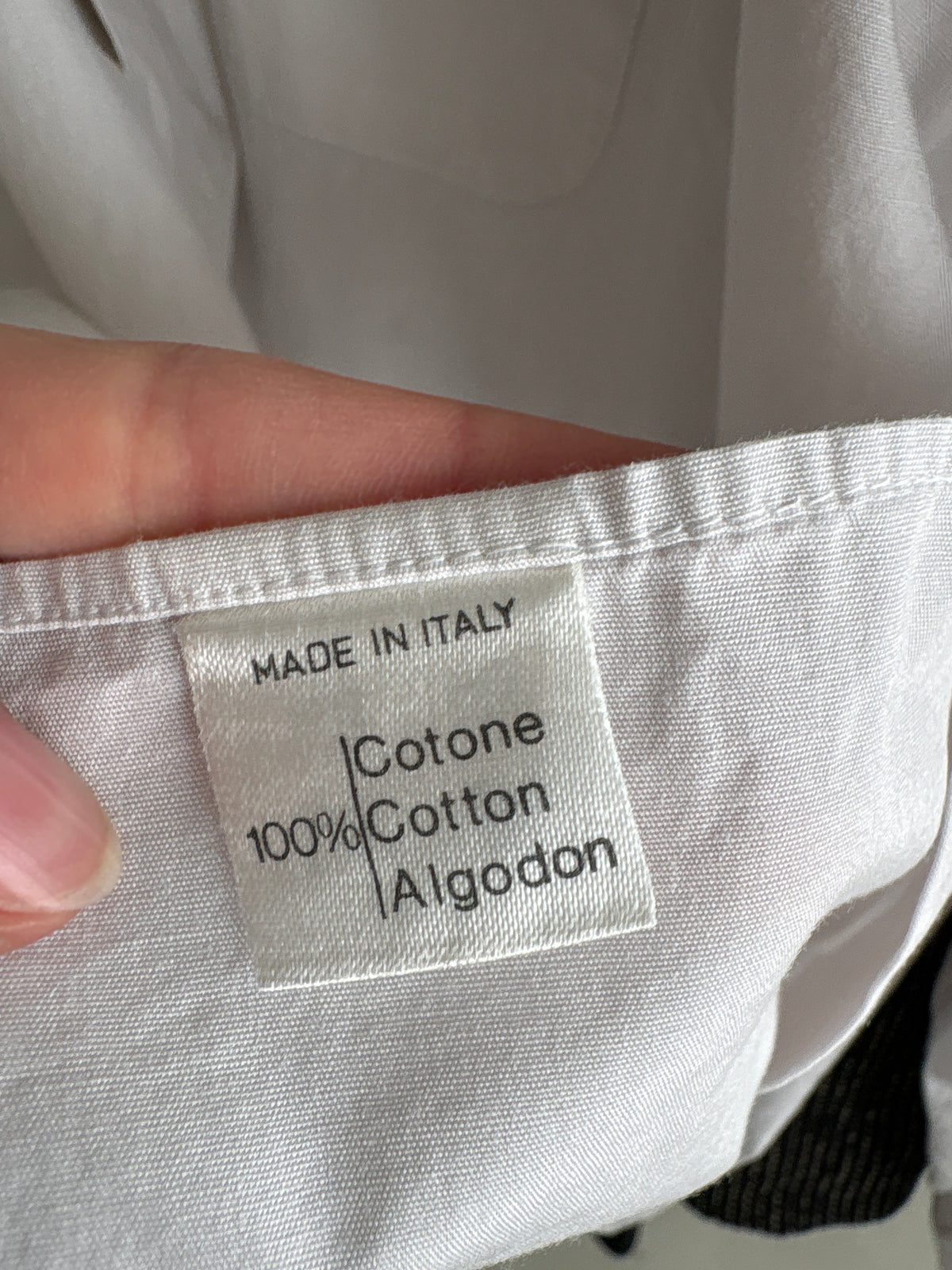 Cămașa Valentino vintage off white din poplin gros de bumbac