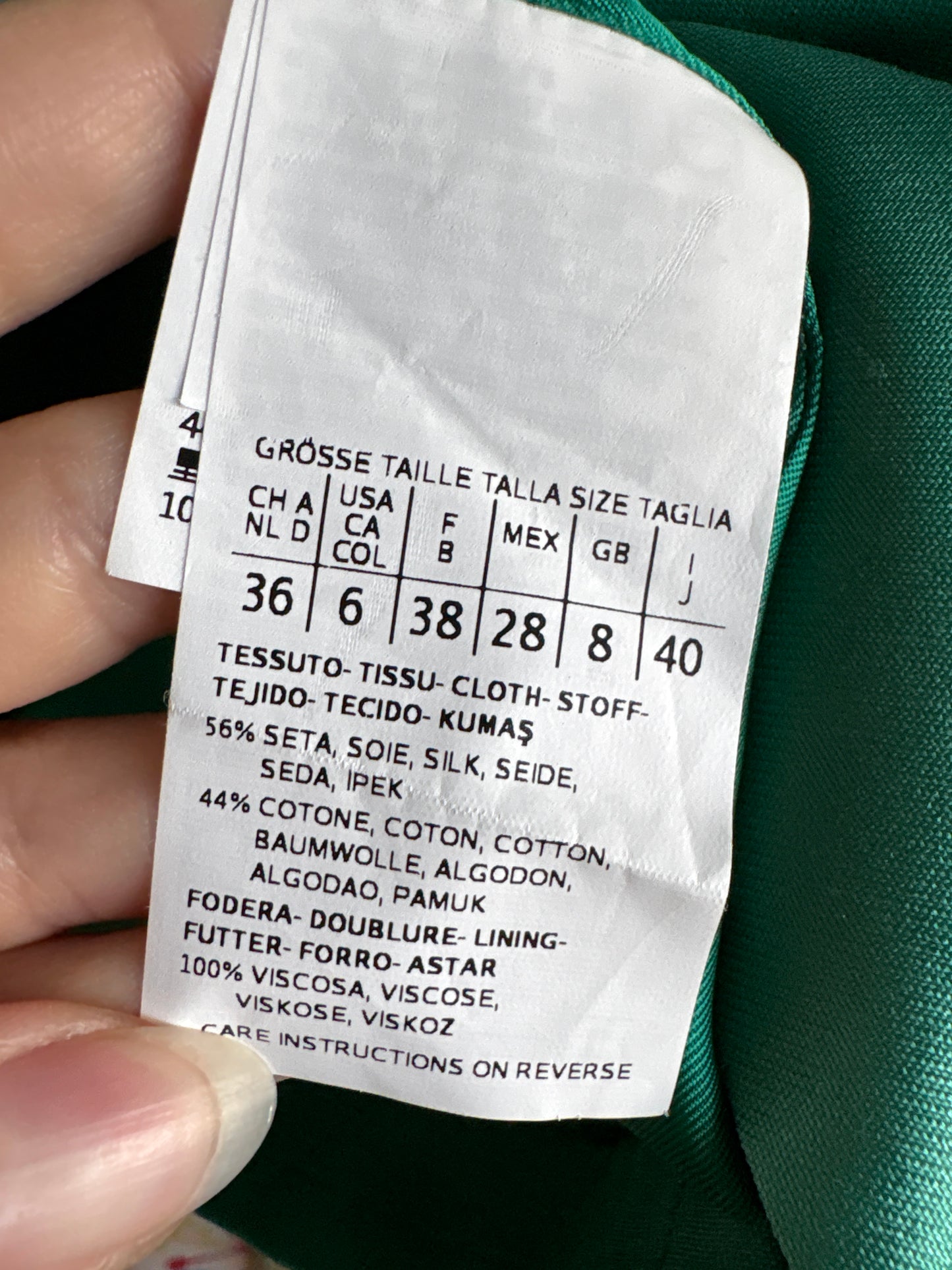 Sacou Max Mara din mătase naturală în croi minimalist ultra chic