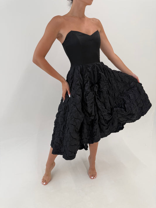 LBD vintage in croi de ani 50 excepțională ch corset si fustă texturată