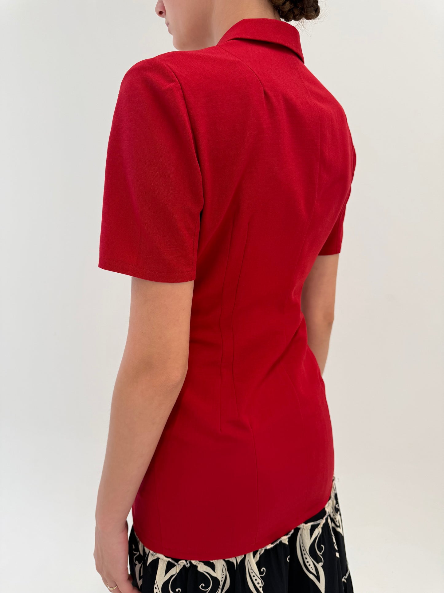 Sacou ultra cambrat vintage cu nasturi aurii din stofita modelatoare