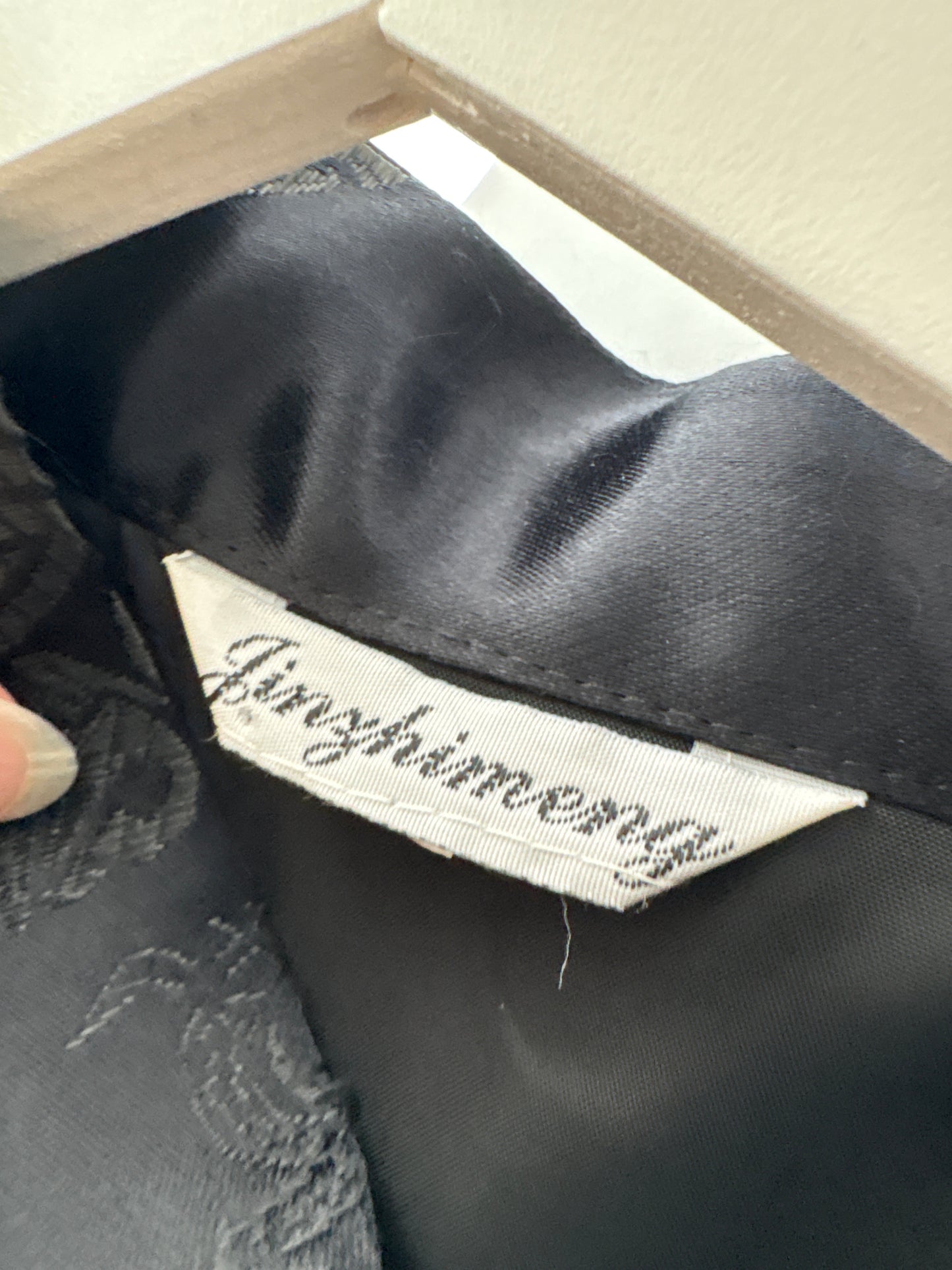 Jacheta neagra asiatică tall din jacquard de mătase naturală