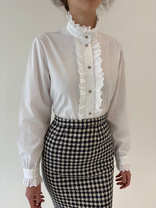 Cămașa vintage premium cu jabou și dantelă din poplin excepțional