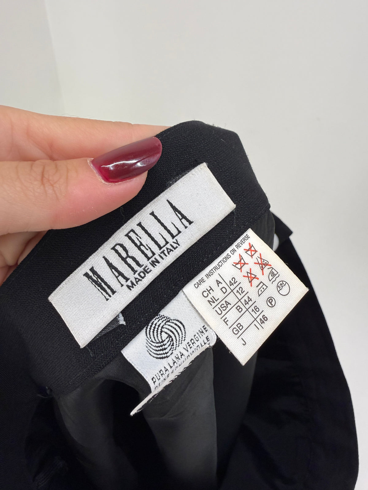 Fustă neagră Marella by Max Mara din lana extrafina pura certificată lucioasă