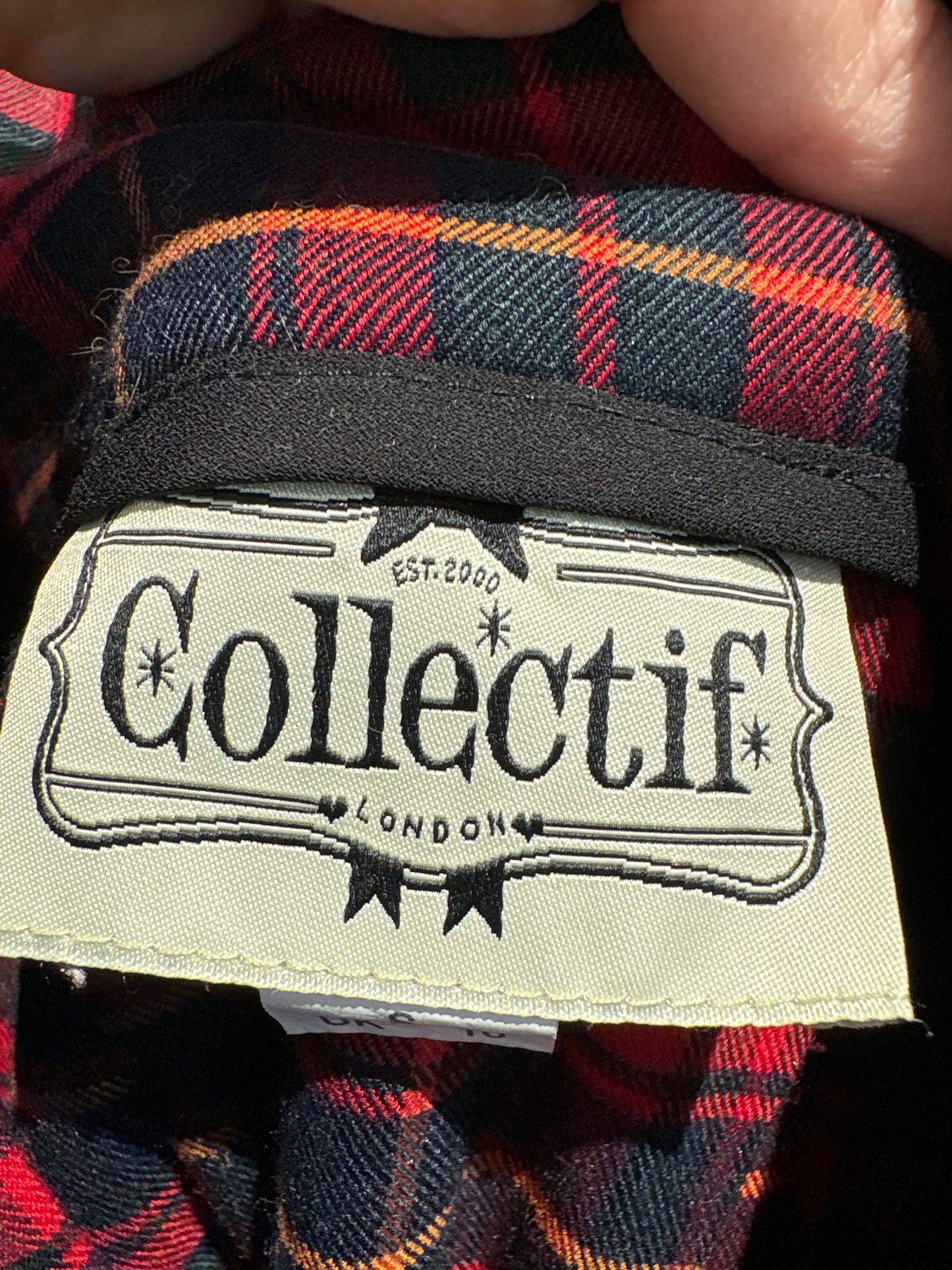 Fustă midi în croi extrem de amplu din Tartan extrafin de lana