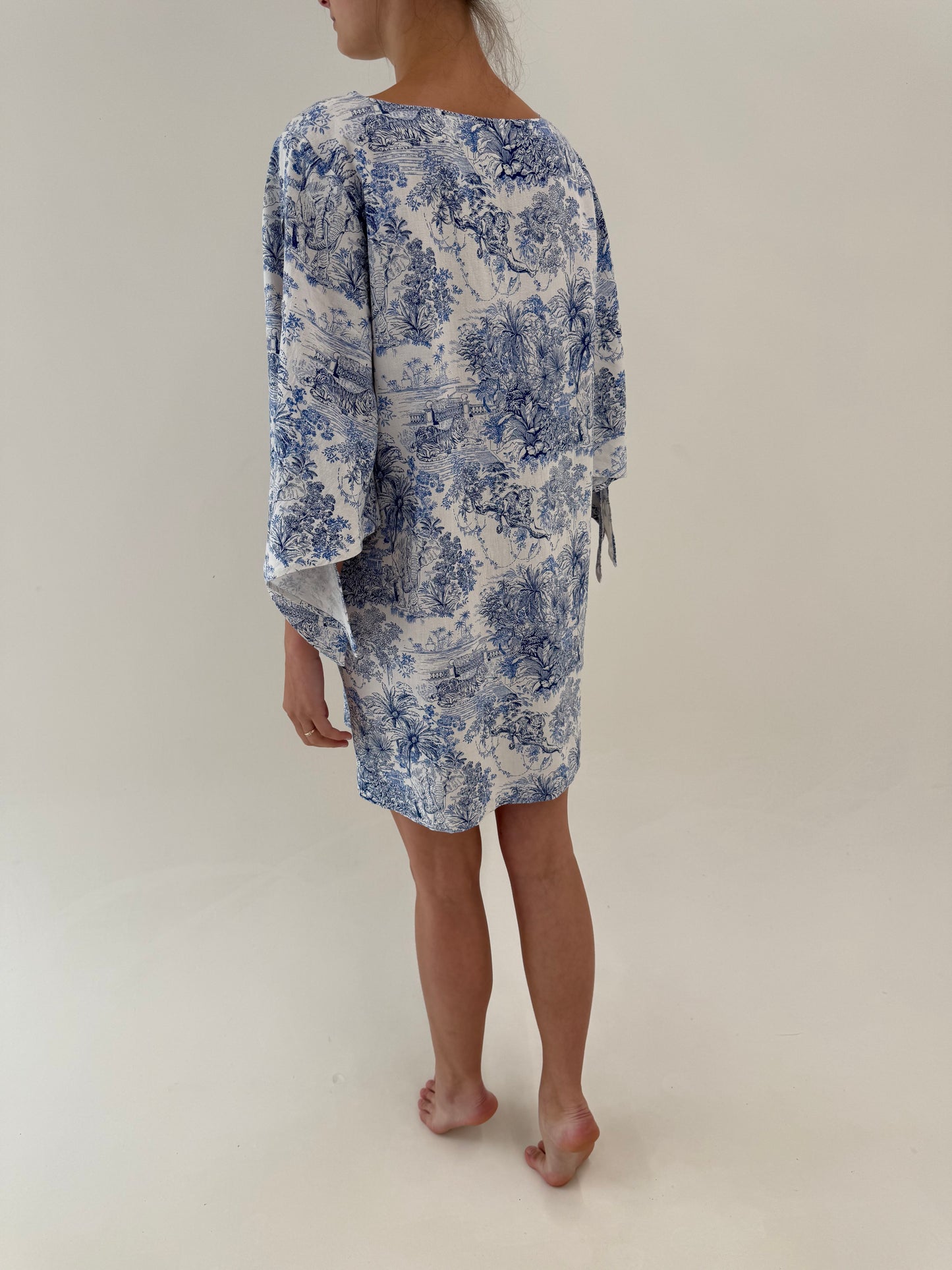 Rochie ultra chic din in premium cu print albastru regal de inspirație asiatică