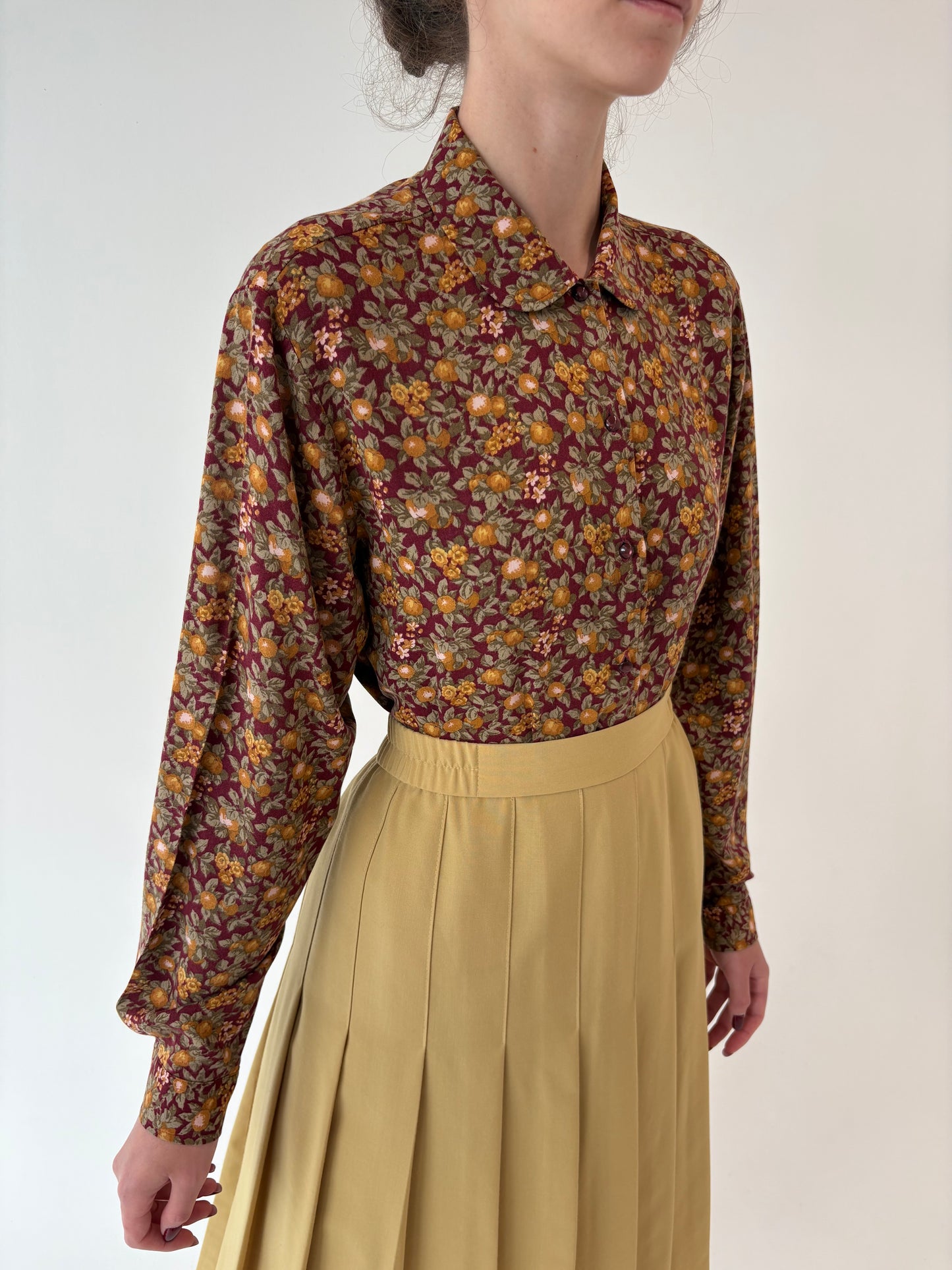 Cămașa vintage burgundy cu print delicat din poplin plin de toamnă