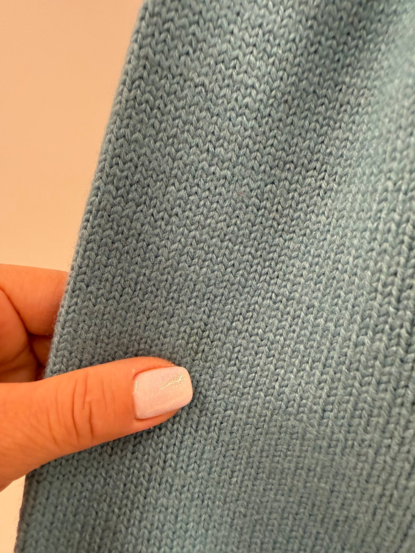 Cardigan vintage petite albastru ciel din lana merino extrafina groasă