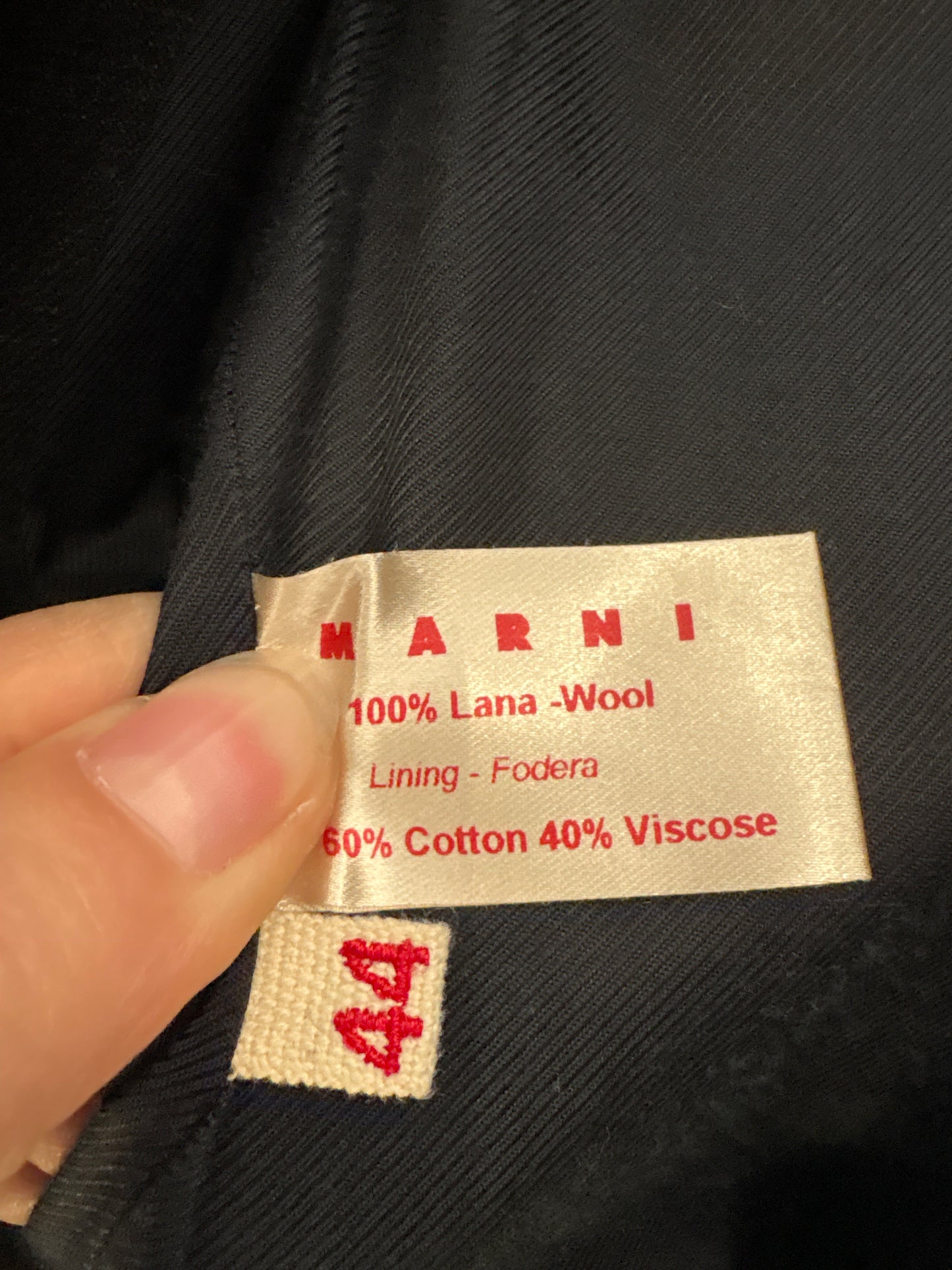 Jacheta luxury Marni din lana structurată in croi modern