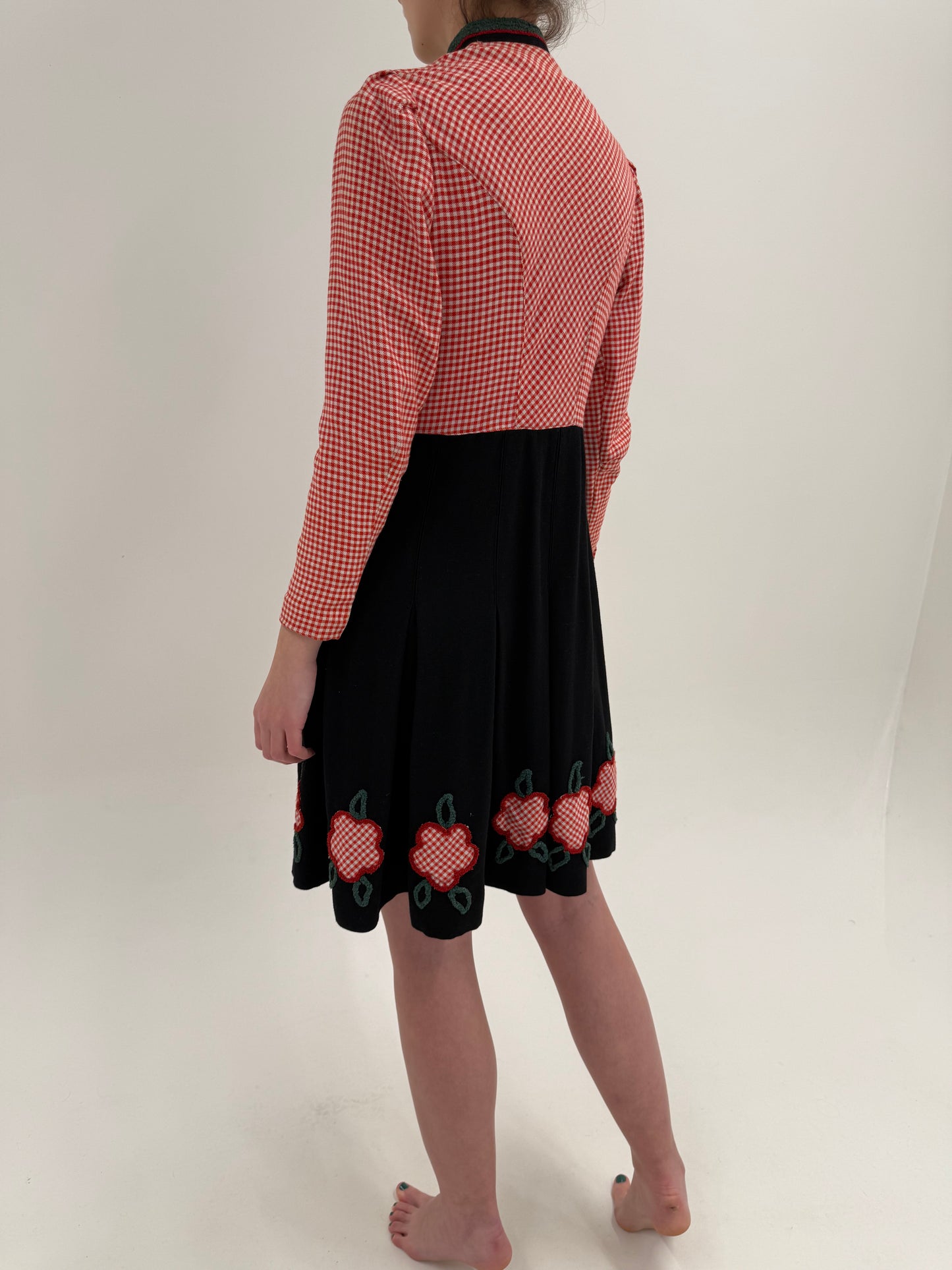 Rochie Old vintage anii 70-80 din lana extrafina super cambrata cu corsaj