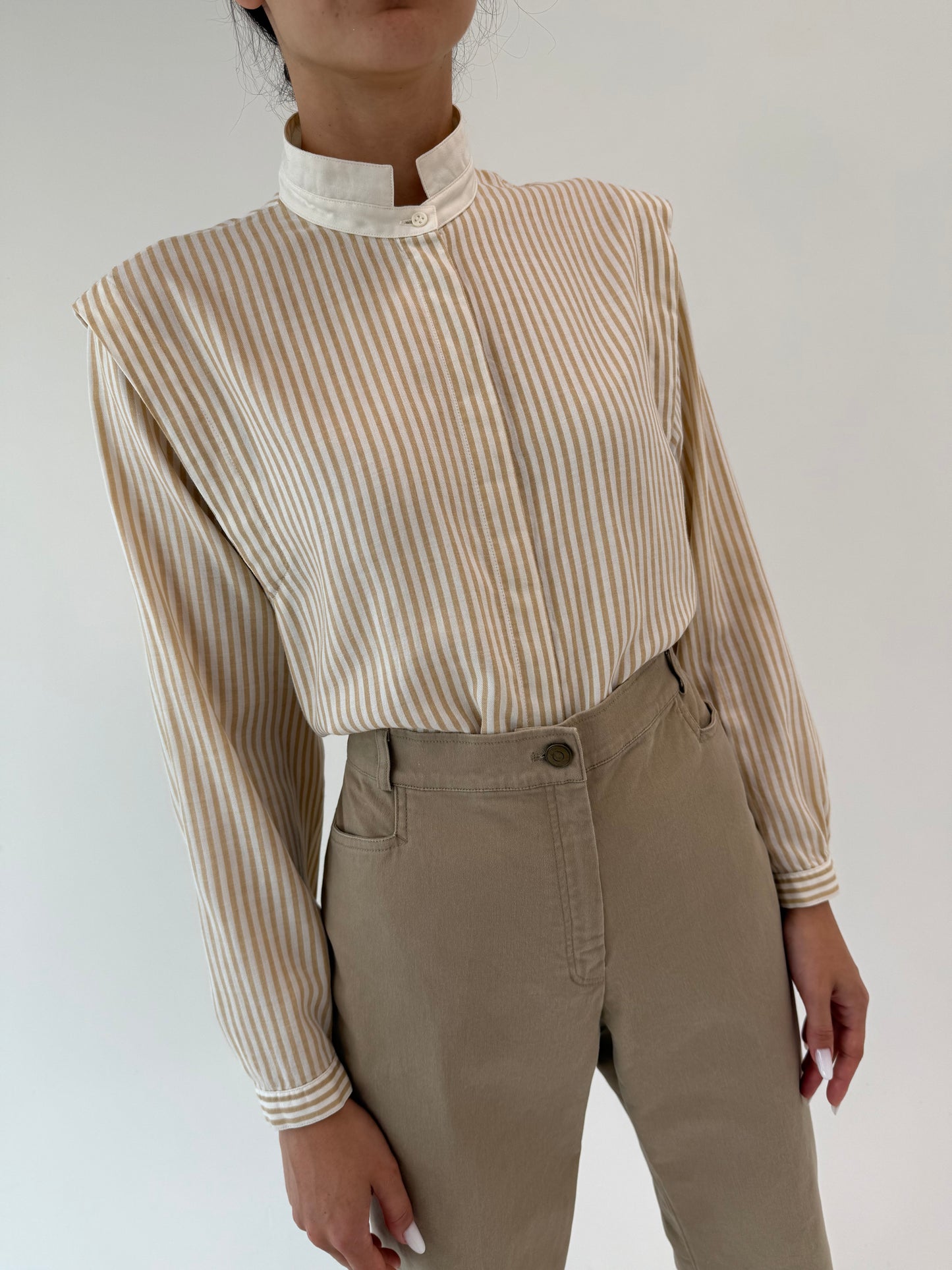 Cămașa vintage din poplin moale grosut cu dungi camel