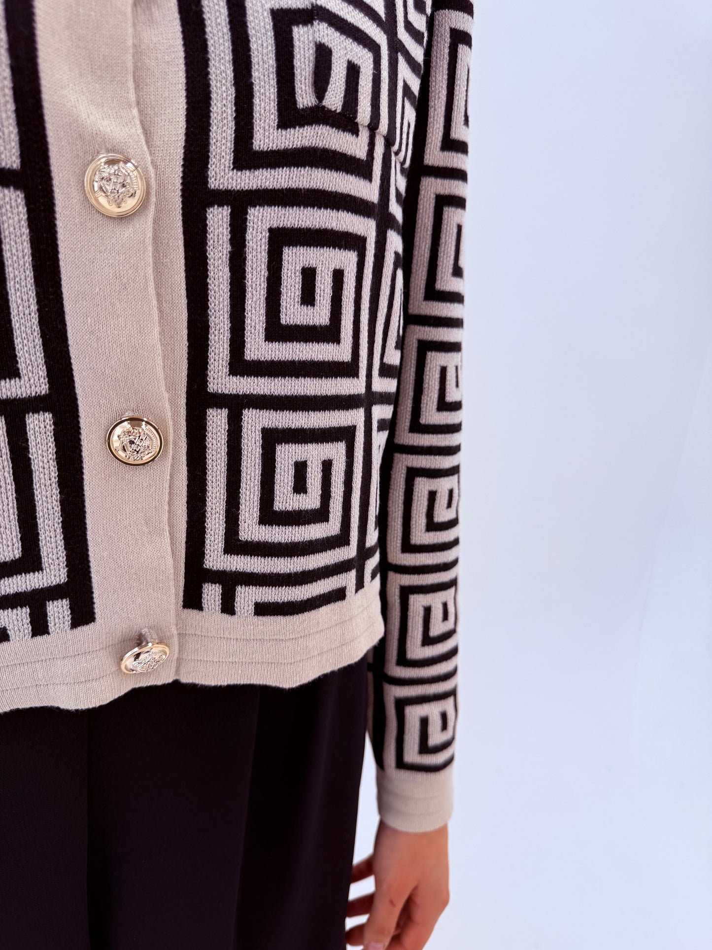 Jacheta în stil Balmain din bumbac premium cu nasturi metalici aurii