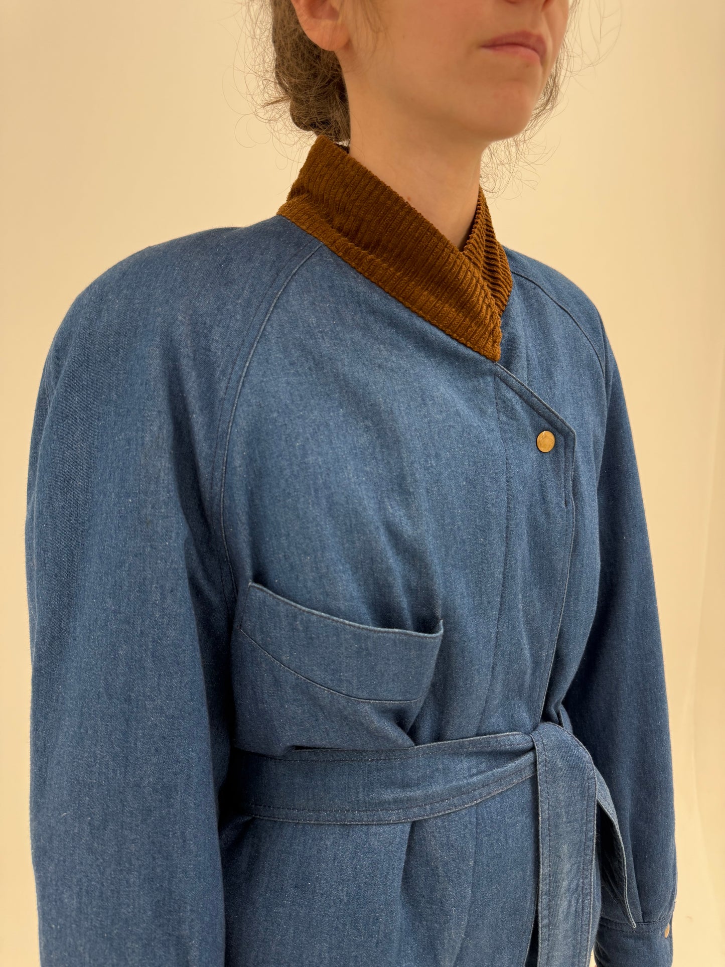 Geacă old vintage anii 70 de brand luxury Claude montana și interior gros matlasat