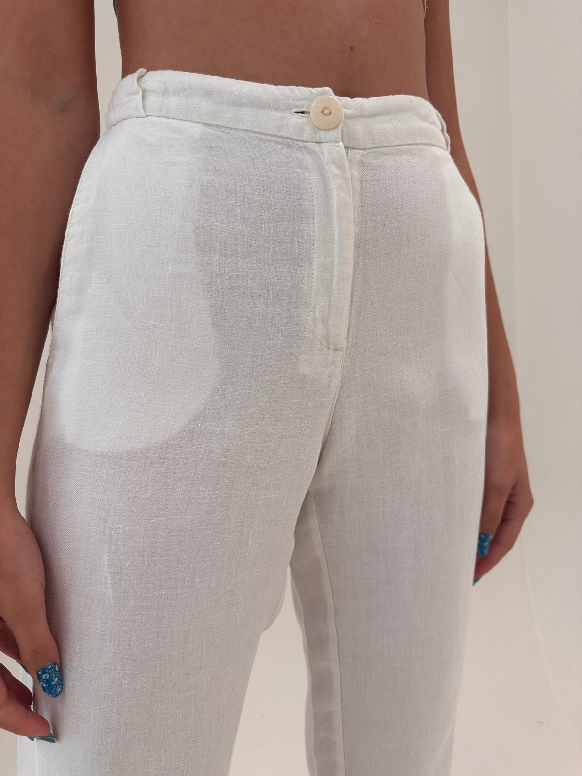 Pantaloni petite din in în croi clasic