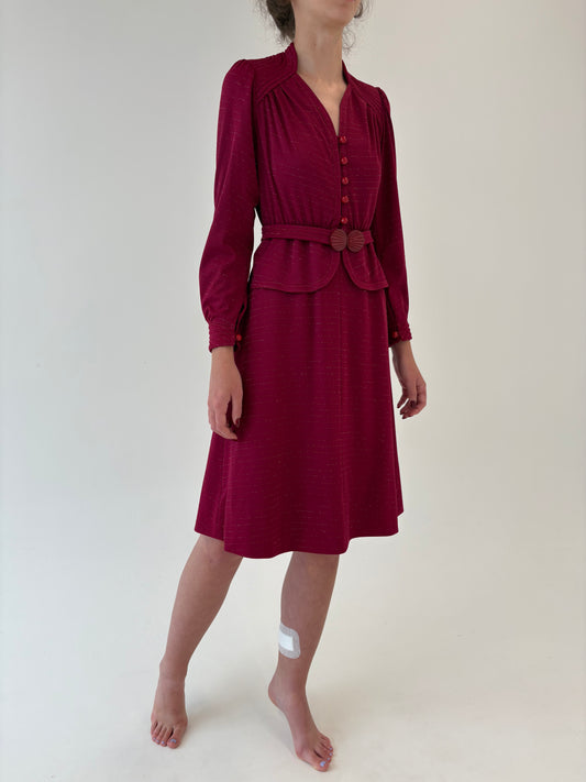 Rochie vintage magenta de la business la seara cu inserții fine aurii
