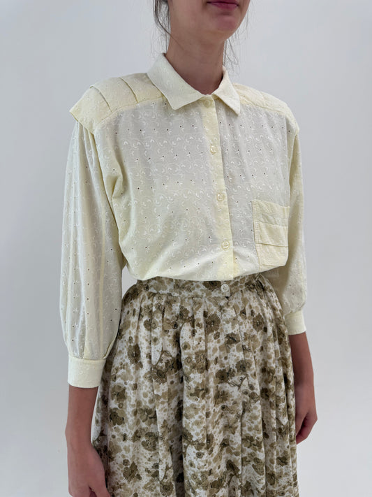 Camasa vintage petite din bumbac în croi retro modern integral cu broderie anglaise