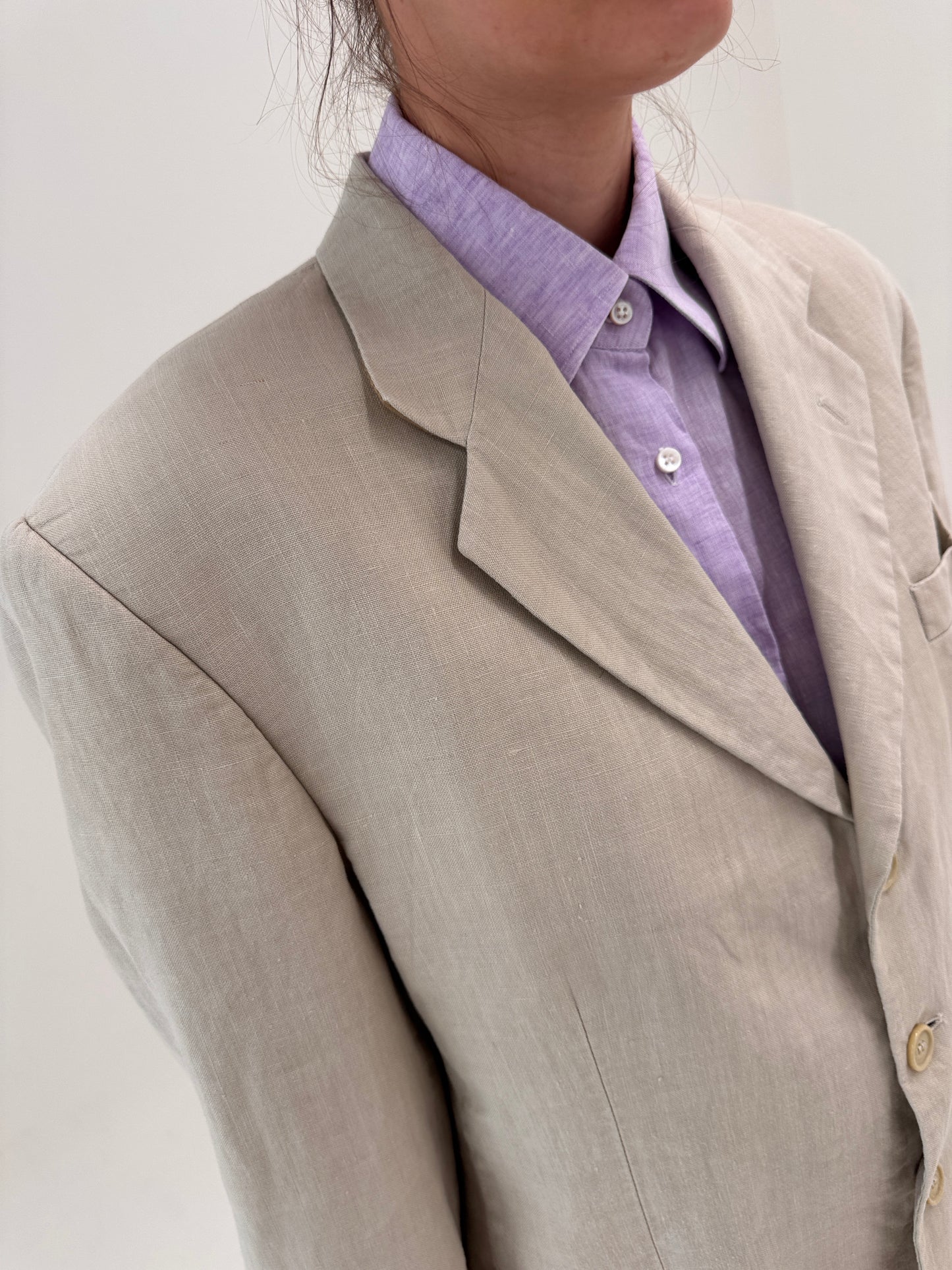 Sacou nude de brand premium italian sartorial în croi actual din panza de in