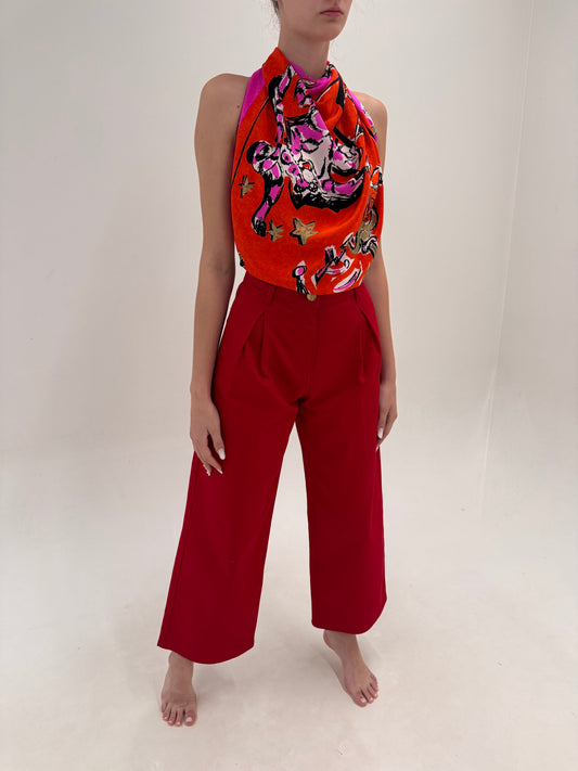 Pantaloni Valentino palazzo cu pense colecția capsula Rouge absolute