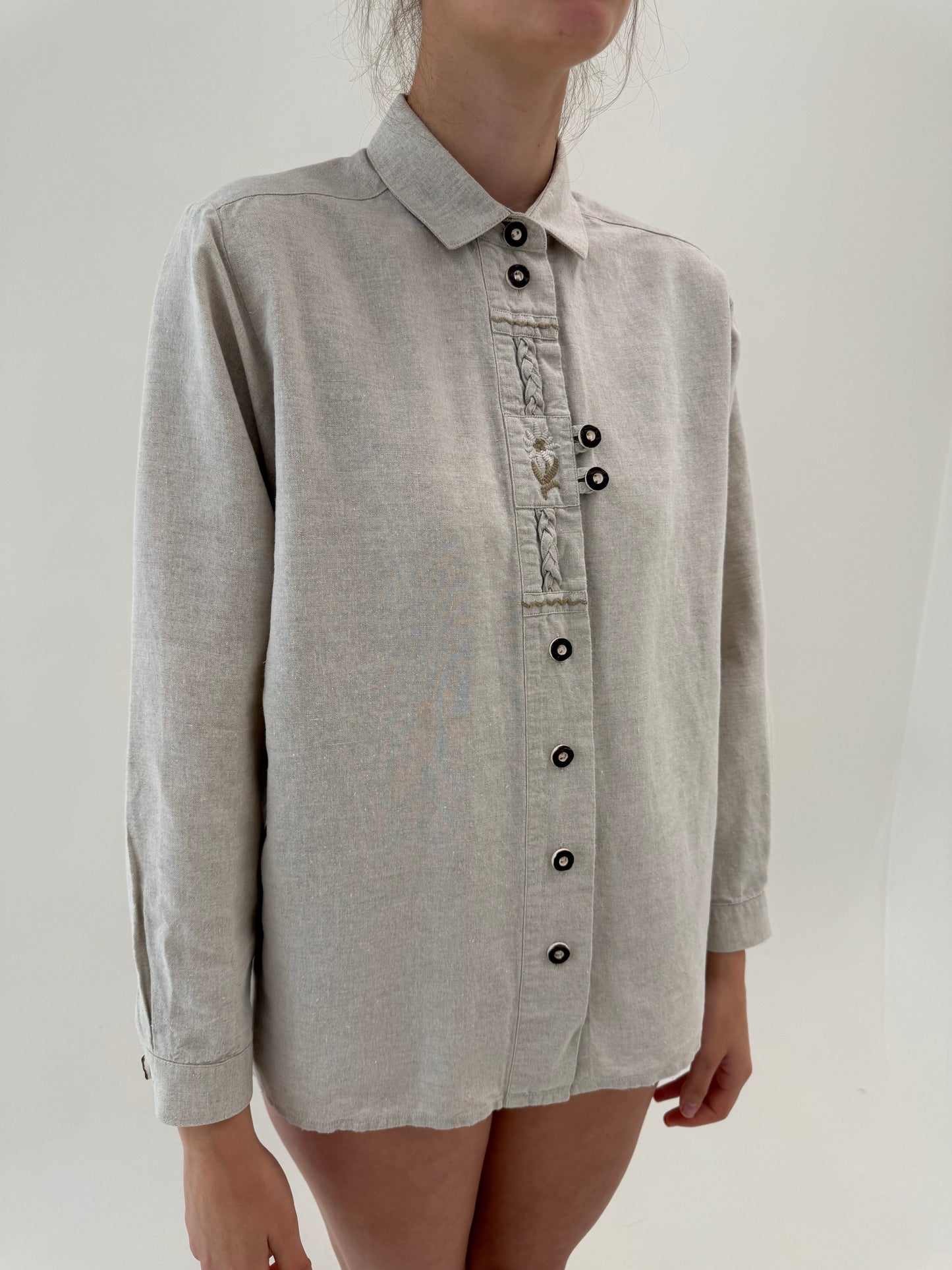 Cămașa vintage petite în croi lejer din pânză grea de in și bumbac warm gray