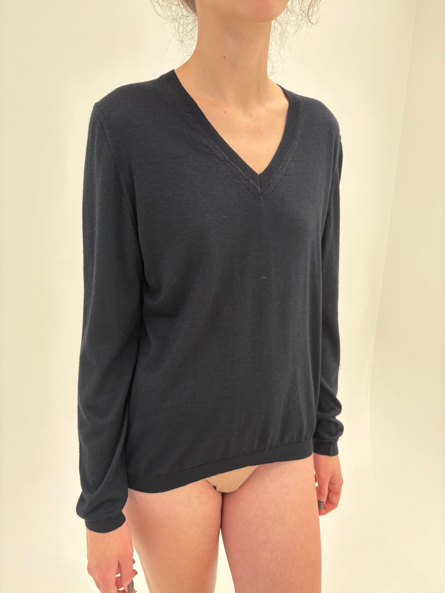 Pulover negru de brand din cașmir și mătase naturală