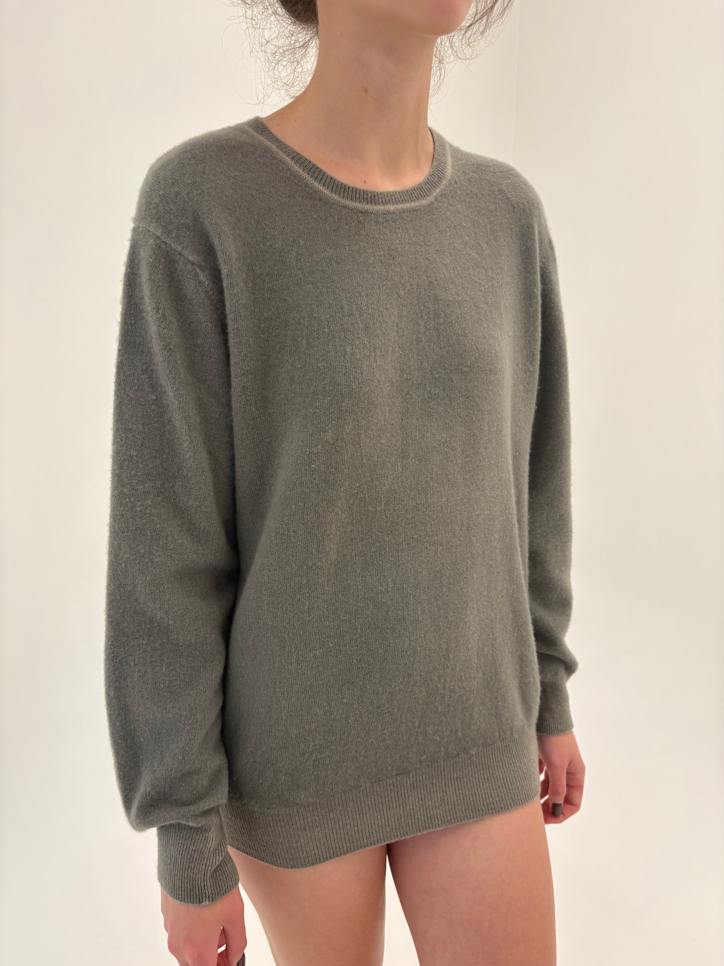 Pulover Sage green din lana plină extrafina