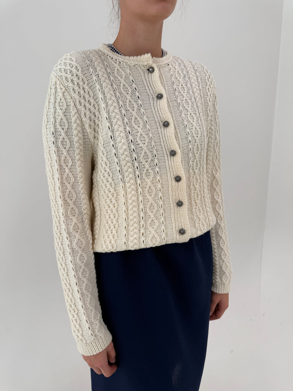 Cardigan vintage texturat din lana extrafina butter white