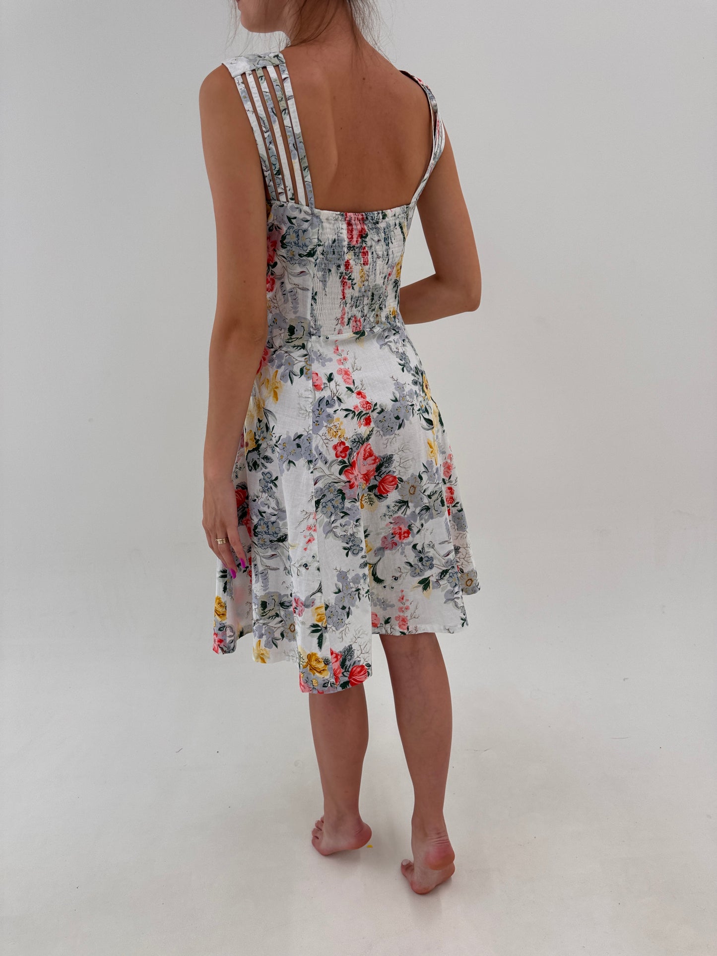 Rochie vintage cu print floral superb din cea mai fină panzica de bumbac