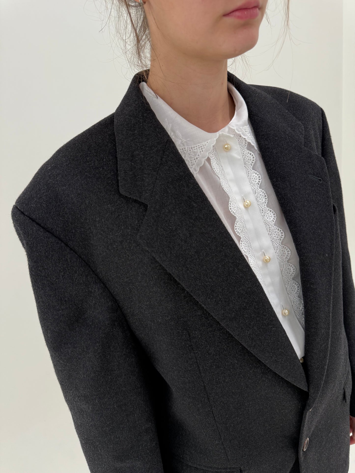 Sacou Loro Piana din stofă 100% cașmir charcoal gray in croi actual