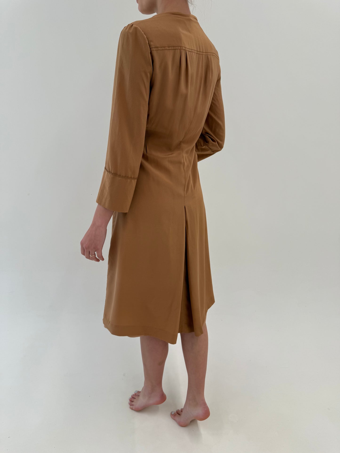 Rochie vintage camel din mătase naturală în croi de ani 50