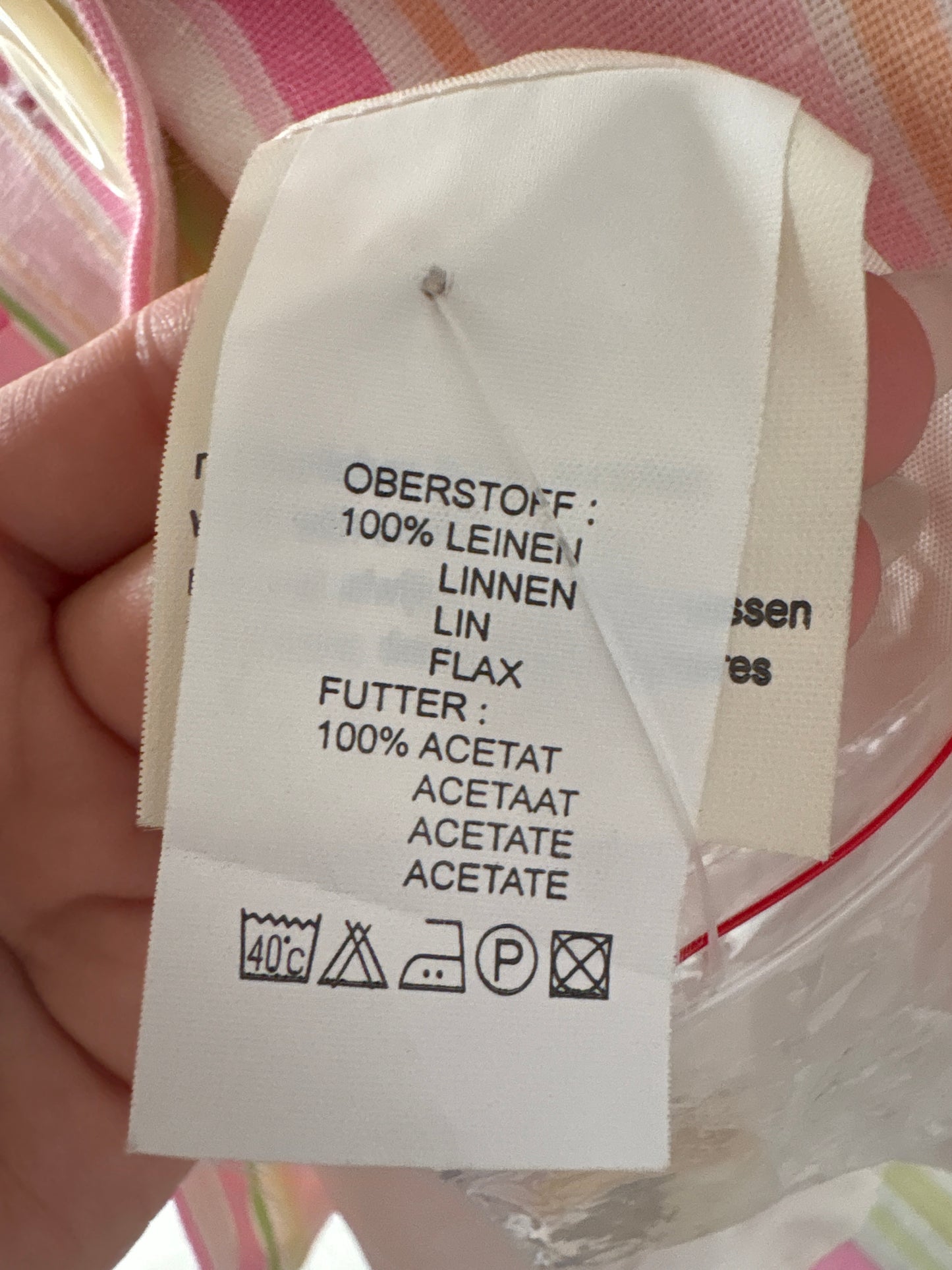 Sacou din in în dungi și croi clasic și combinație superbă de culori